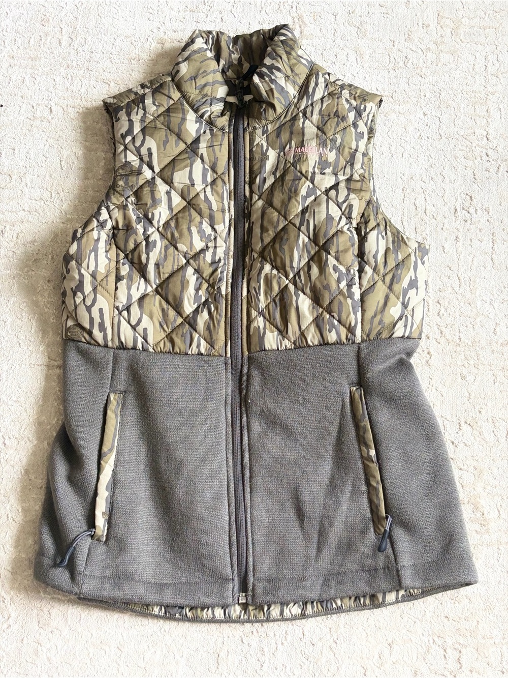 Magellan Outdoors Camo Quilted Vest – Women’s Small